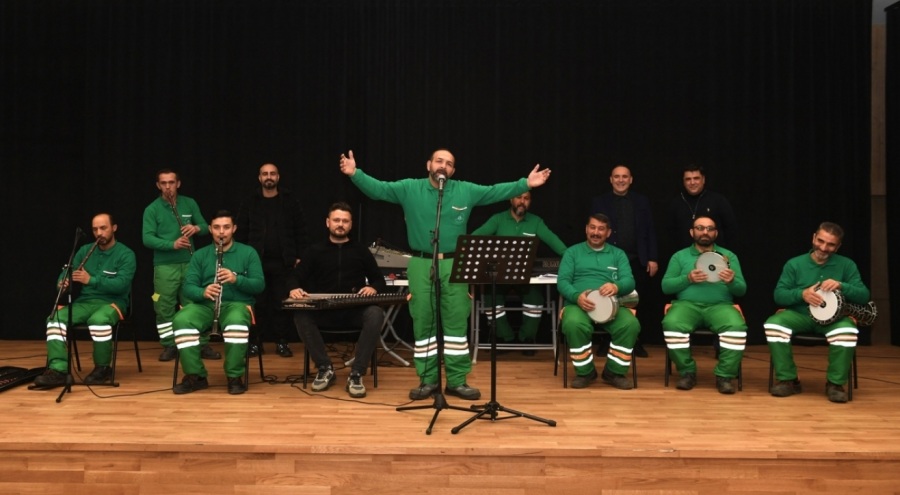 Osmangazi'nin temizlik işçilerinden müzik ziyafeti